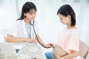 為什么女性產(chǎn)后會出現(xiàn)漏尿的情況？